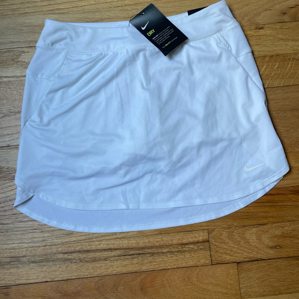Nike Standard Dri Fit White Skirt
